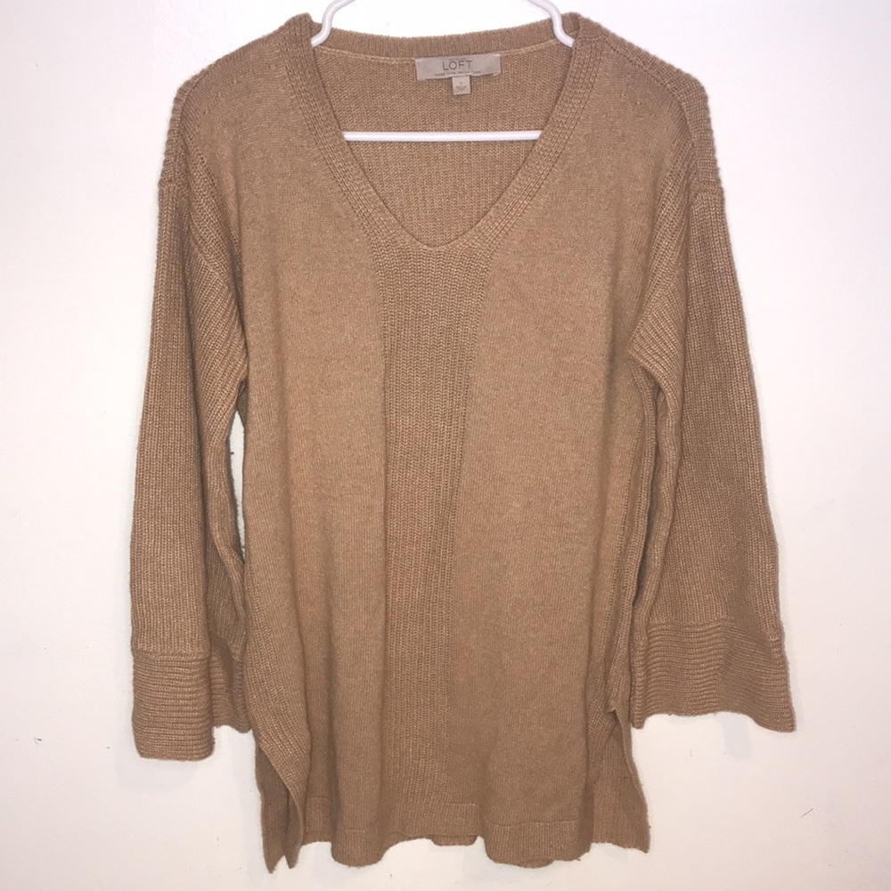 Ann Taylor Loft tan knitted sweater top for women
